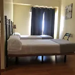 هوسبيدريا لويس دي جونجورا بيت ضيافة *