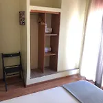 هوسبيدريا لويس دي جونجورا بيت ضيافة *